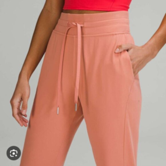 LULULEMON Ready to Rulu High-Rise Joggers 7/8 length Pink Savannah Sz 8 - Picture 3 of 13